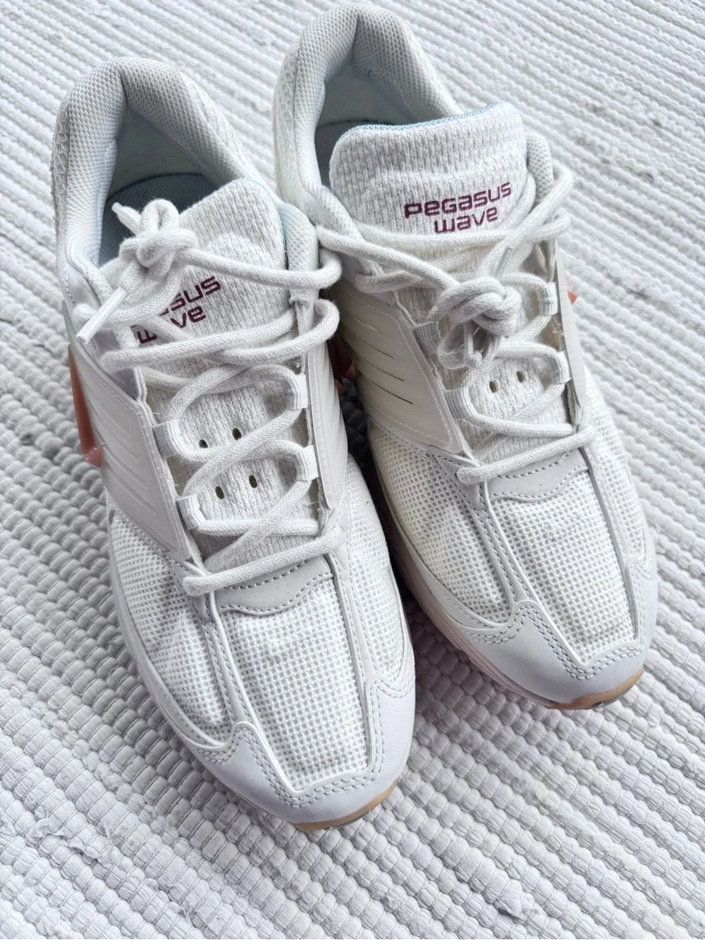 Nike Air Pegasus Wave Sneakers White Mint Coral Gum Sole Size 9 New